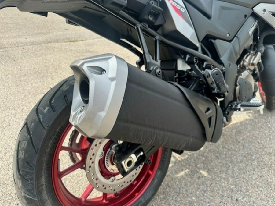 2025 Suzuki V-Strom 1050