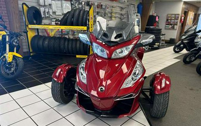 2016 Can-Am Spyder RT Limited