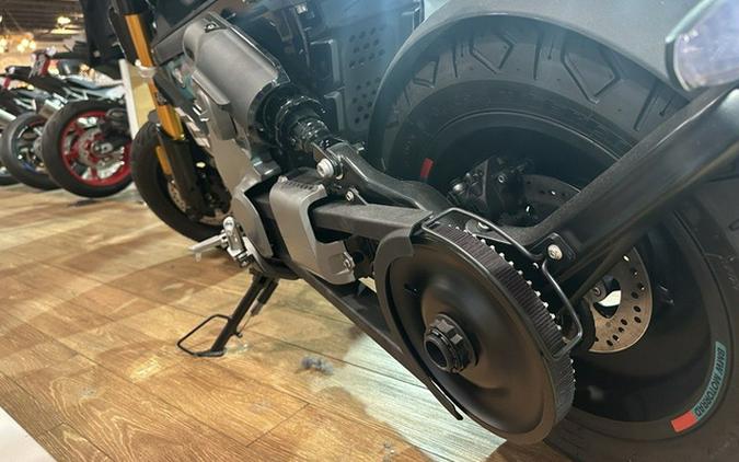 2024 BMW CE 02 Cosmic black 2 02