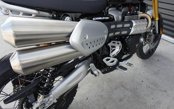 2025 Triumph Scrambler 1200 XE