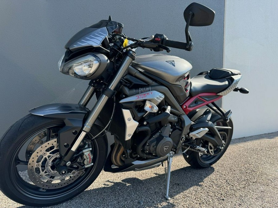 2022 Triumph Street Triple RS Silver Ice