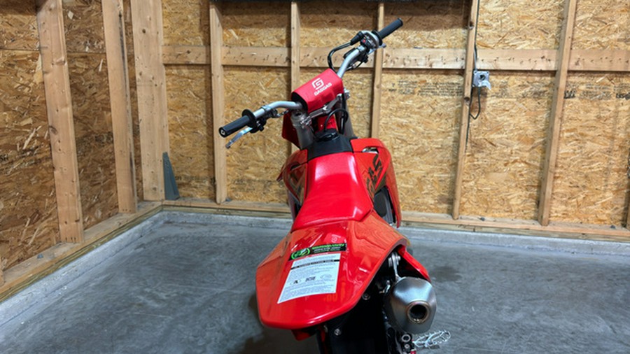 2025 GASGAS MC 300