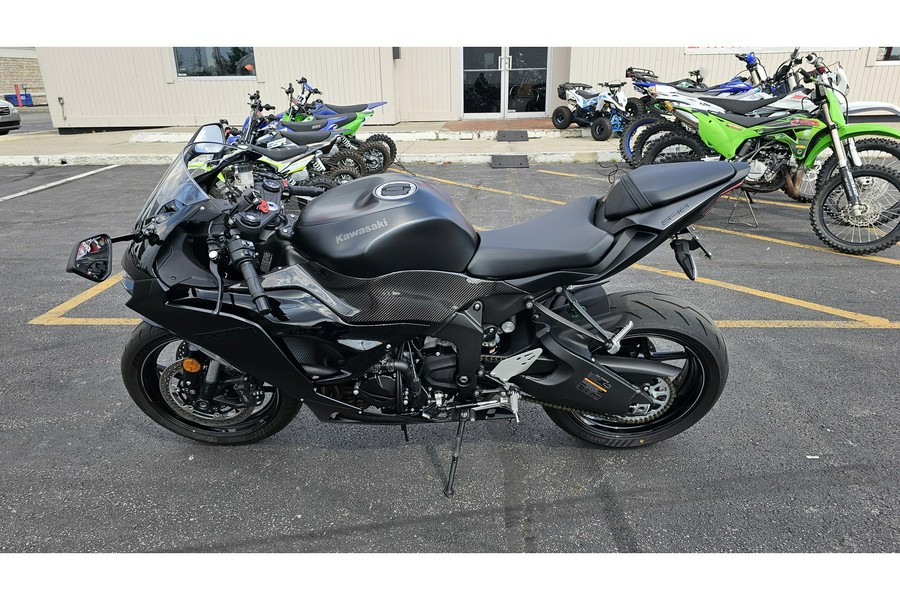 2024 Kawasaki Ninja® ZX-6R