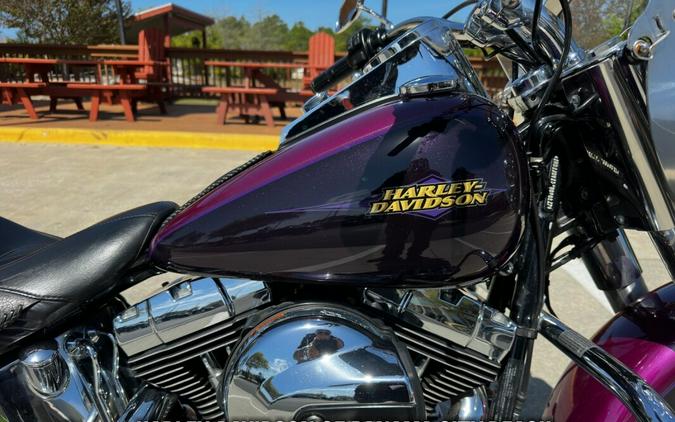 2016 Harley-Davidson® Softail® Deluxe