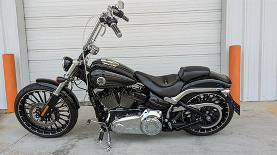 2017 Harley-Davidson Breakout®