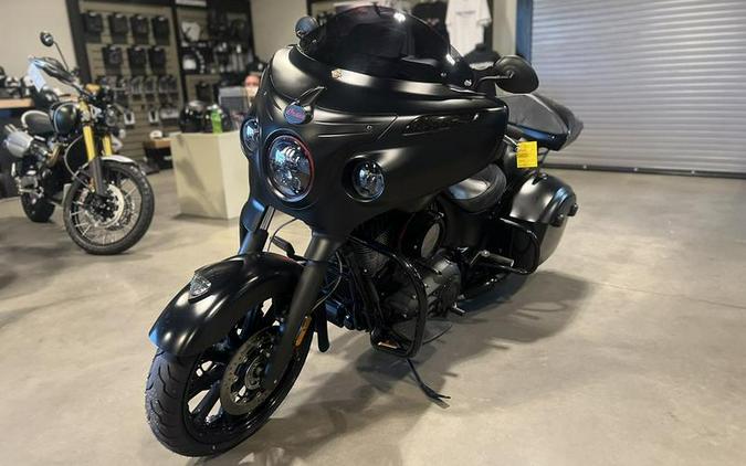 2018 Indian Motorcycle® Chieftain® Dark Horse® ABS Thunder Black Smoke