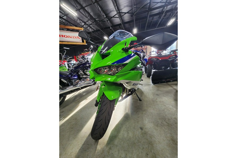 2024 Kawasaki NINJA ZX-4RR 40TH ANNIVERSARY ABS