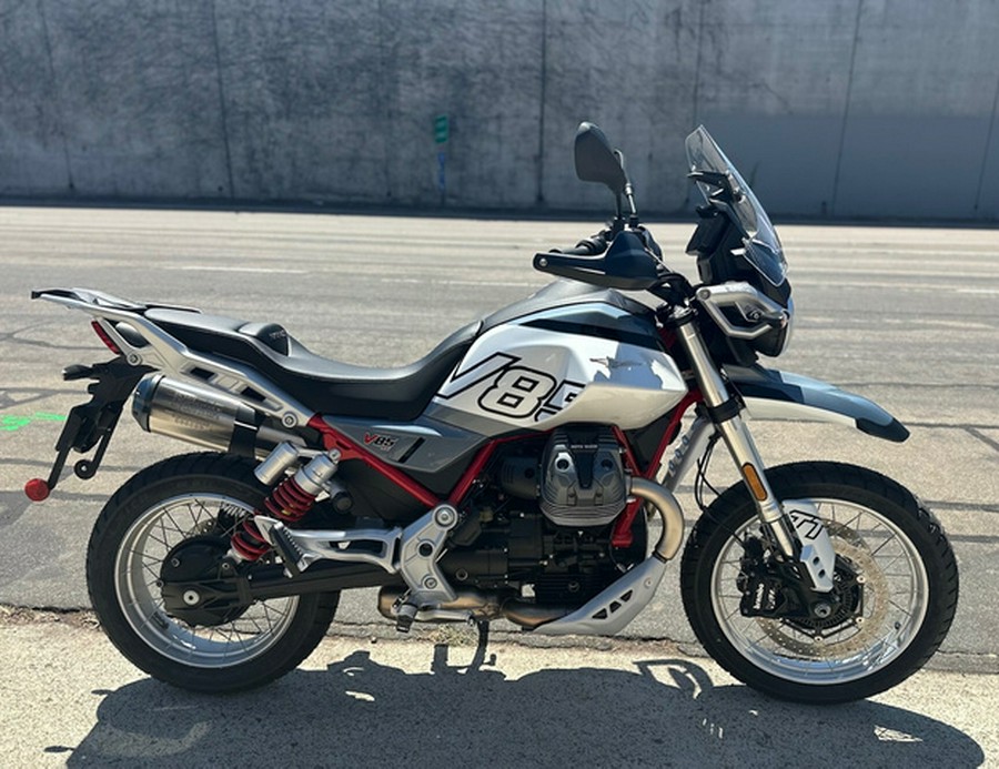 2025 Moto Guzzi V85 TT