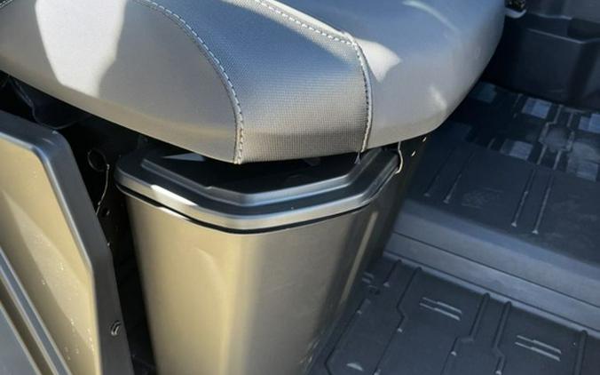 2026 Can-Am Defender MAX Limited HD11