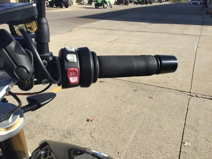 2016 BMW R 1200 R Style 2 Thunder Grey Metallic