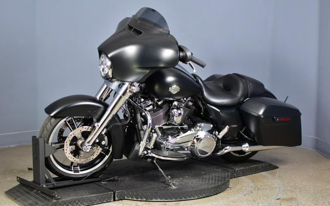 2022 Harley-Davidson Street Glide Special