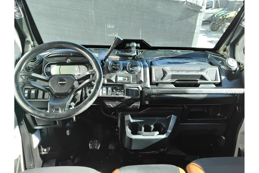 2020 Can-Am Defender MAX Limited HD10