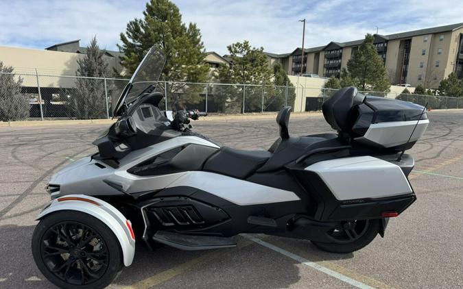 2023 Can-Am Spyder RT
