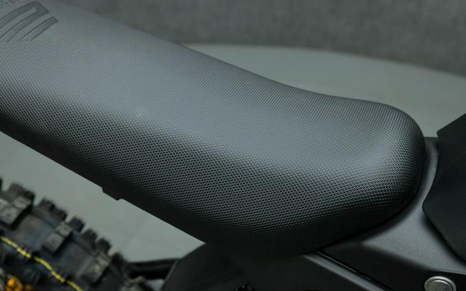 2027 E RIDE PRO SS 4.0 WARP 9 GOLD EDITION