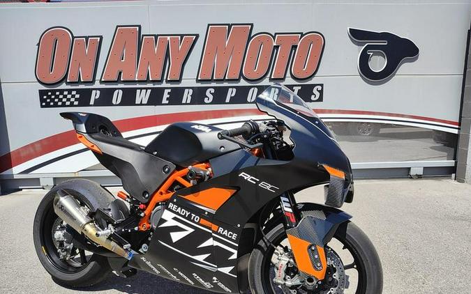 2023 KTM RC 8C