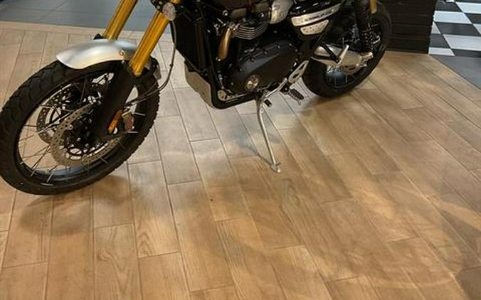2025 Triumph Scrambler 1200 XE