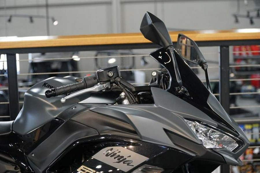 2024 Kawasaki Ninja® 650 ABS Metallic Matte Dark Gray/Metallic Spark Black