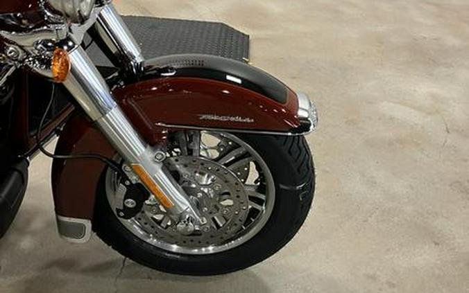 2024 Harley-Davidson® FLHTCUTG - Tri Glide® Ultra