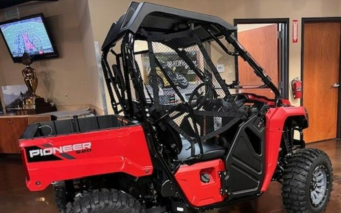 2025 Honda® Pioneer 520