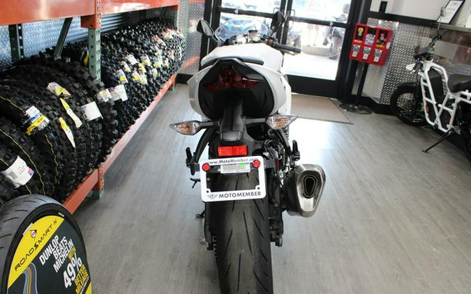 2021 Kawasaki Ninja ZX-6R Base