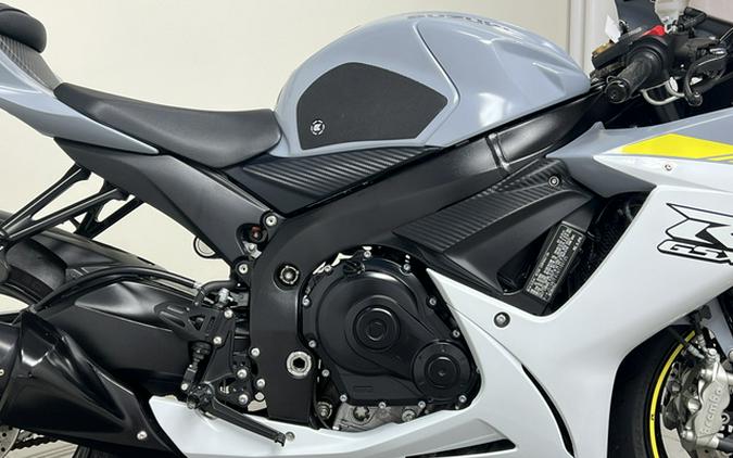 2022 Suzuki GSX-R 600