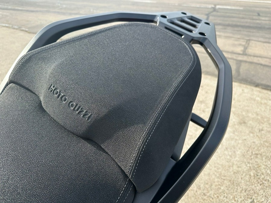 2024 Moto Guzzi STELVIO PFF