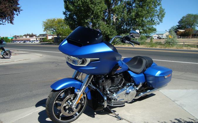 2026 Harley-Davidson® Road Glide® Aurora Blue Denim Chrome Trim