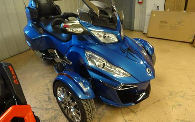 Can-Am Spyder RS-S (SE5) motorcycles for sale - MotoHunt