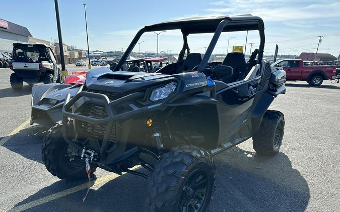 2021 Can-Am® Commander XT