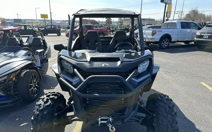 2021 Can-Am® Commander XT