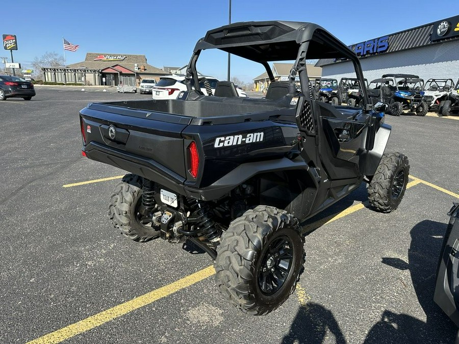 2021 Can-Am® Commander XT