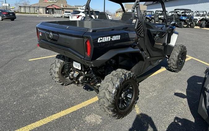 2021 Can-Am® Commander XT