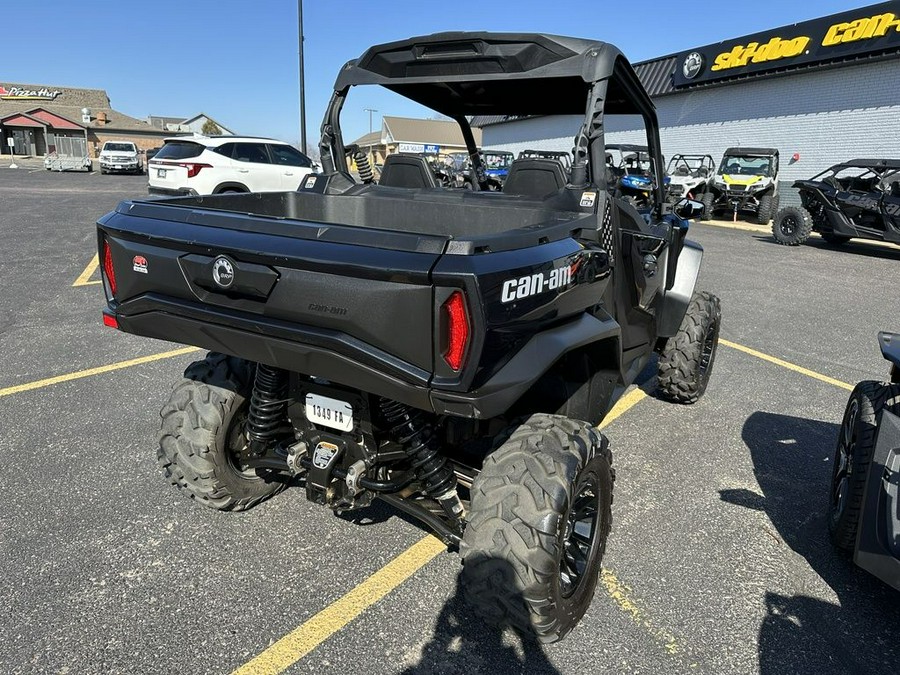 2021 Can-Am® Commander XT