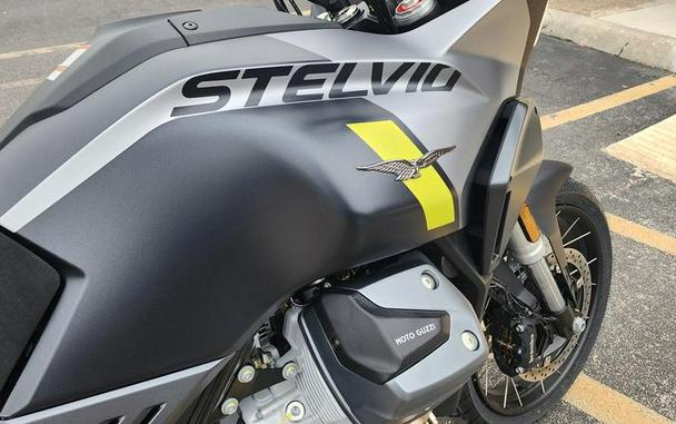 2024 Moto Guzzi Stelvio