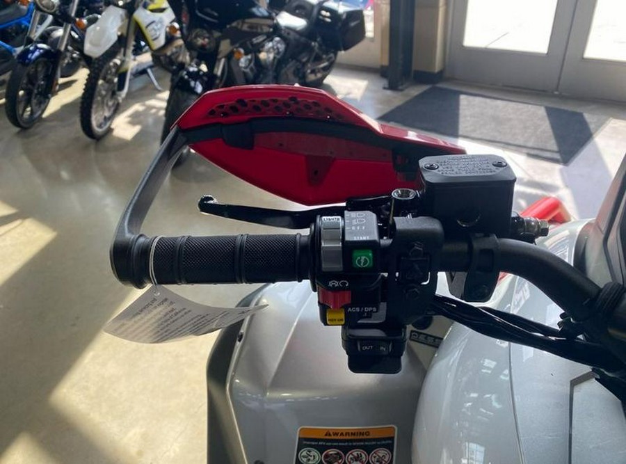 2026 Can-Am® Renegade X mr 1000 R Hyper Silver & Legion Red