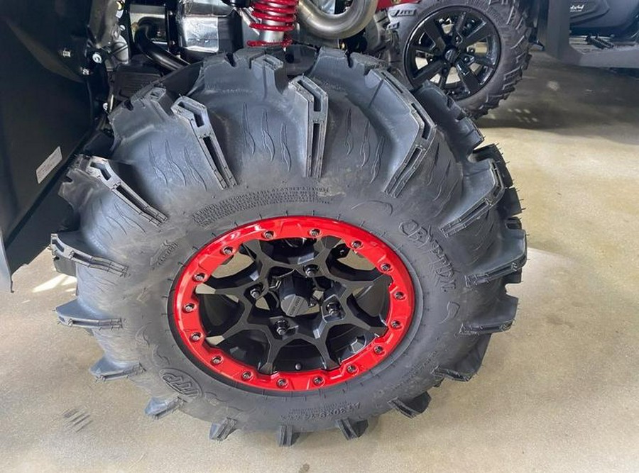 2026 Can-Am® Renegade X mr 1000 R Hyper Silver & Legion Red