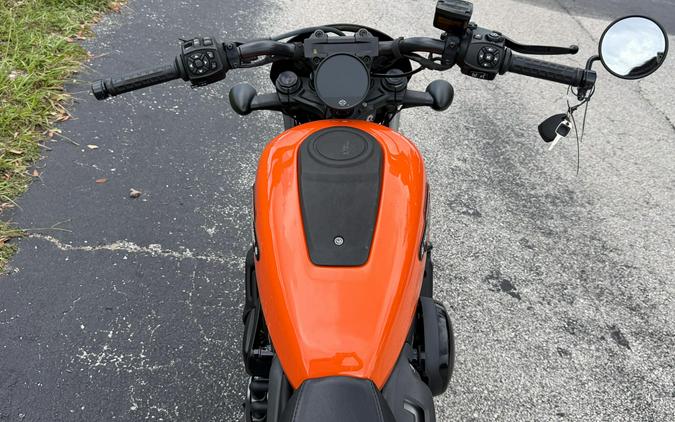 RH975S 2024 Nightster Special