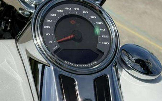 2026 Harley-Davidson® FXD - Super Glide®