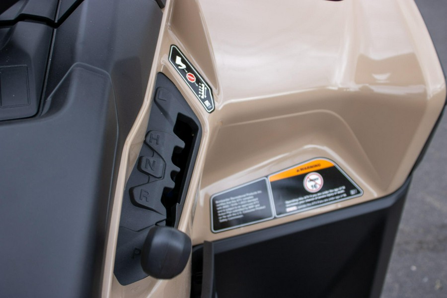 2027 CAN-AM OUTLANDER PRO DPS HD7