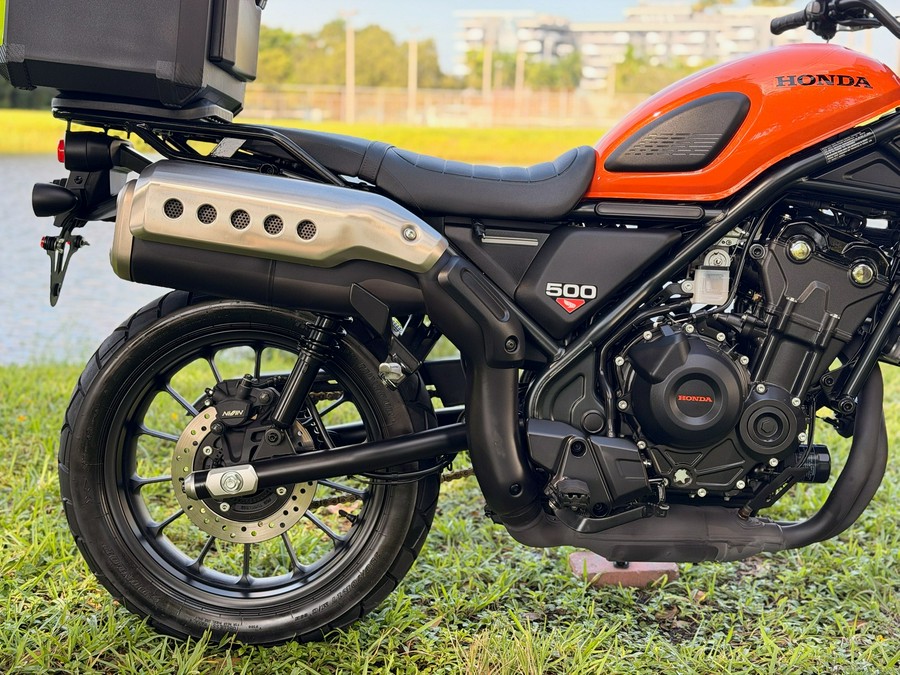 2023 Honda SCL500