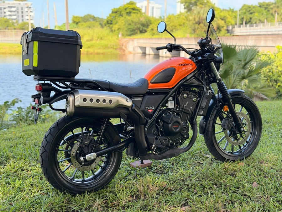 2023 Honda SCL500