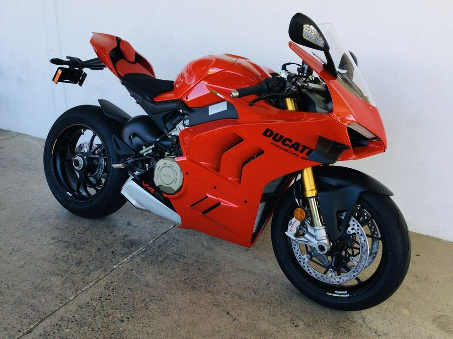 2023 Ducati Panigale V4 S Ducati Red