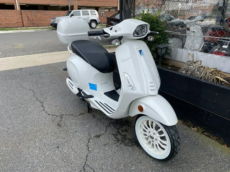 2023 Vespa Sprint 150 Summer Edition