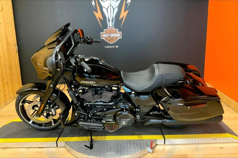 2024 Harley-Davidson® FLHX - Street Glide®