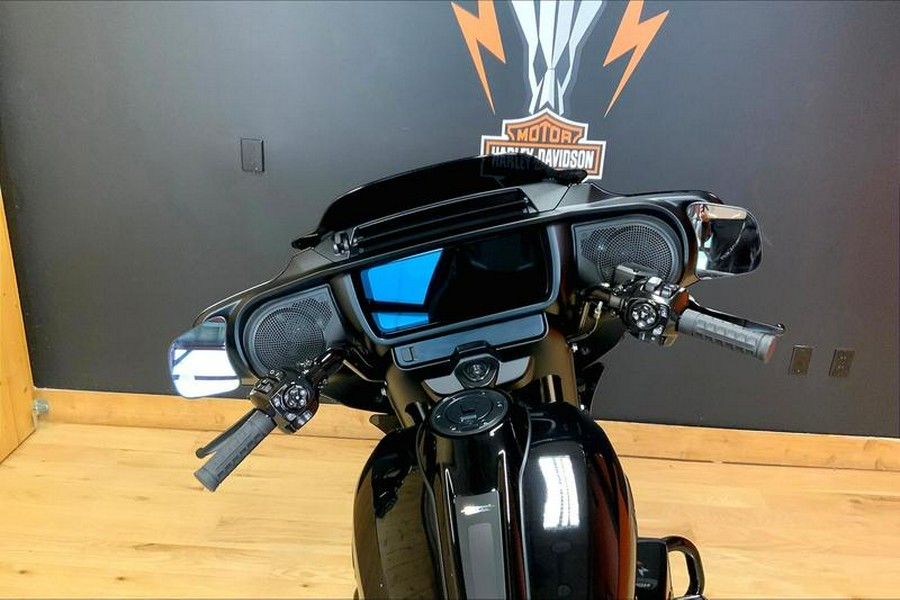 2024 Harley-Davidson® FLHX - Street Glide®