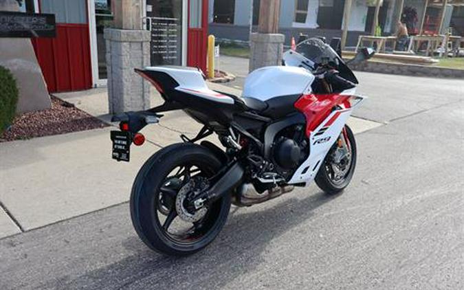 2025 Yamaha YZF-R9