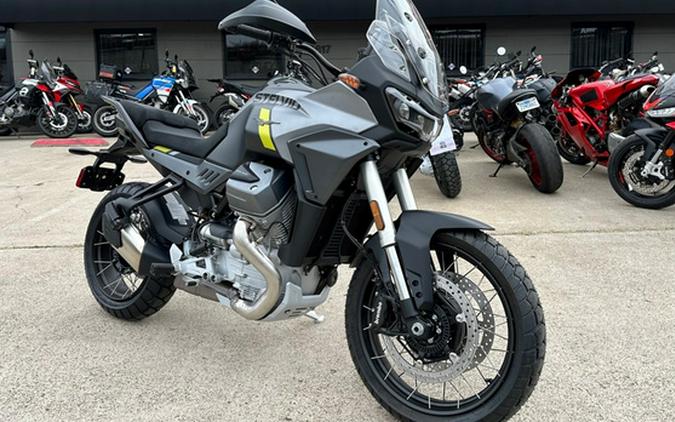 2024 Moto Guzzi STELVIO PFF