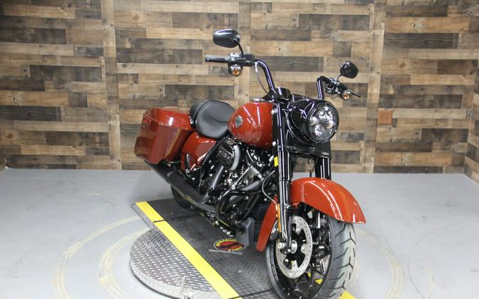 2024 Harley-Davidson Road King Special Red Rock