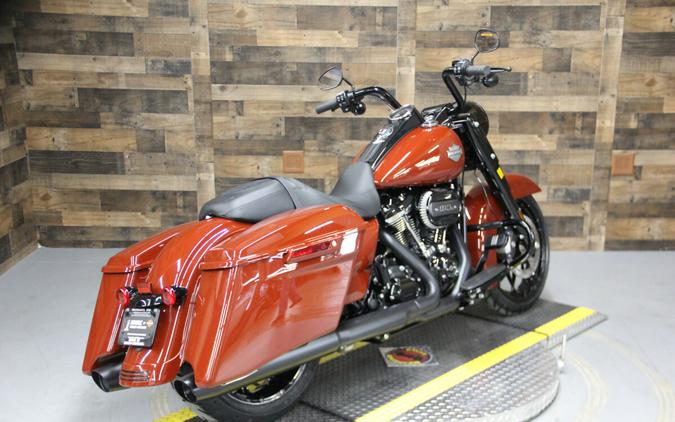 2024 Harley-Davidson Road King Special Red Rock