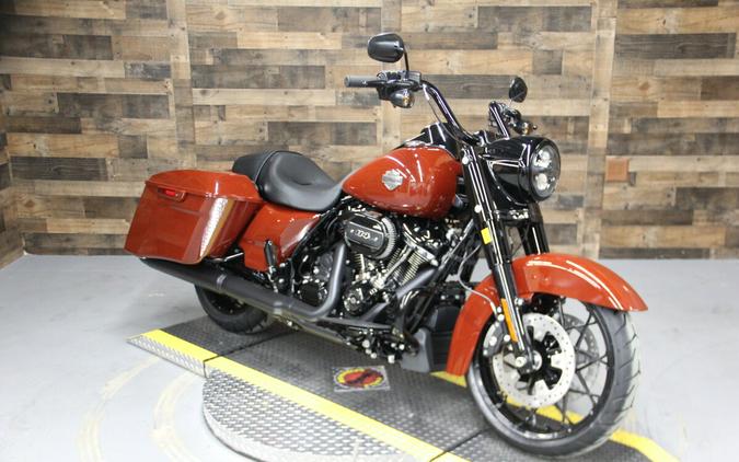 2024 Harley-Davidson Road King Special Red Rock